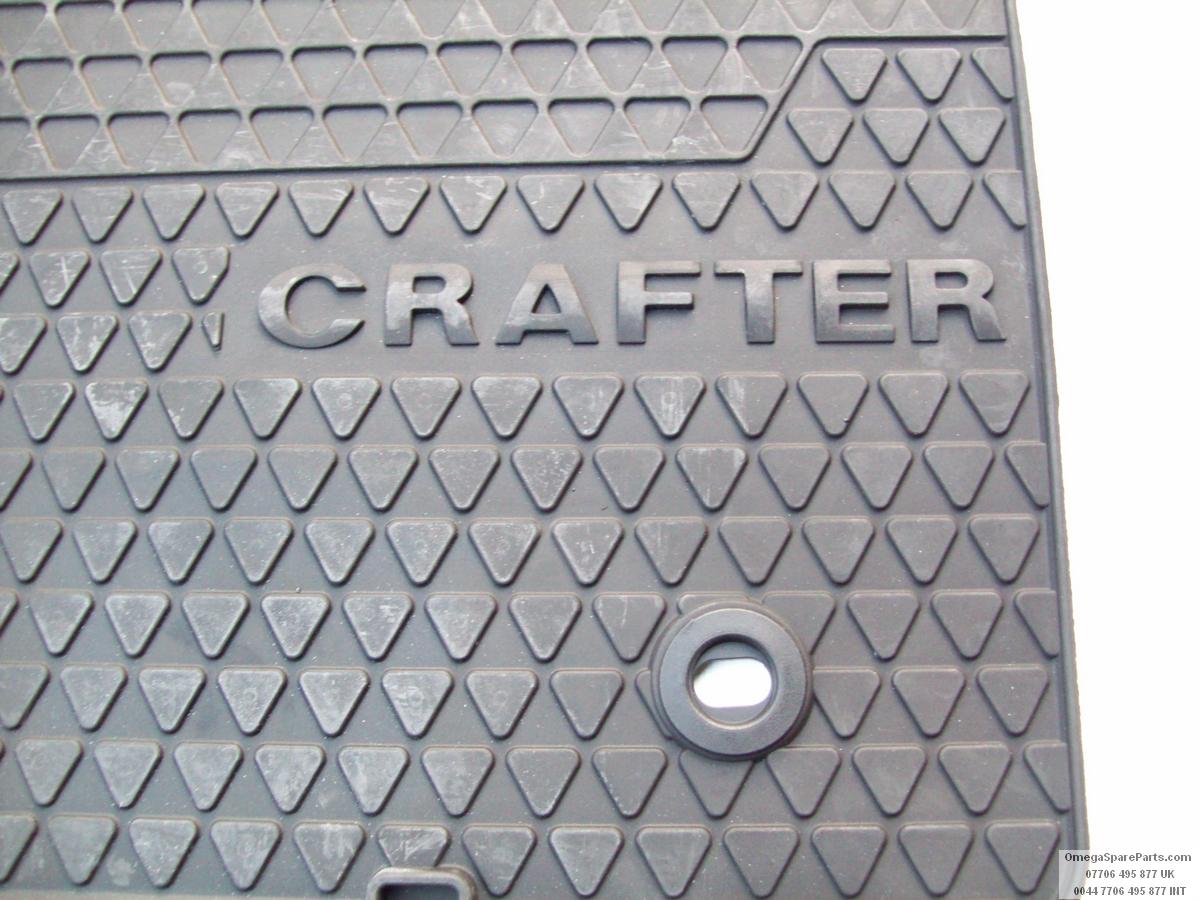Crafter 2006-2016 Mats Front Rubber VW Black 2E2061501041